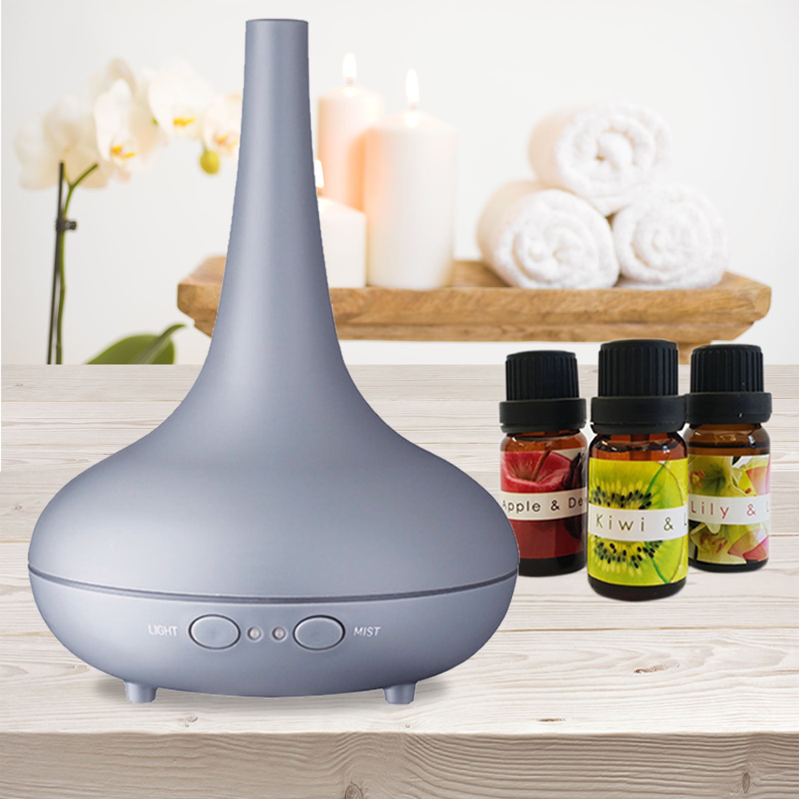 Essential oil diffuser and 3 essential oils 